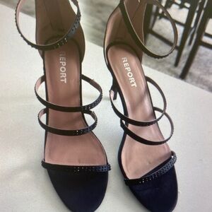 Report Women's Black Strappy Heels